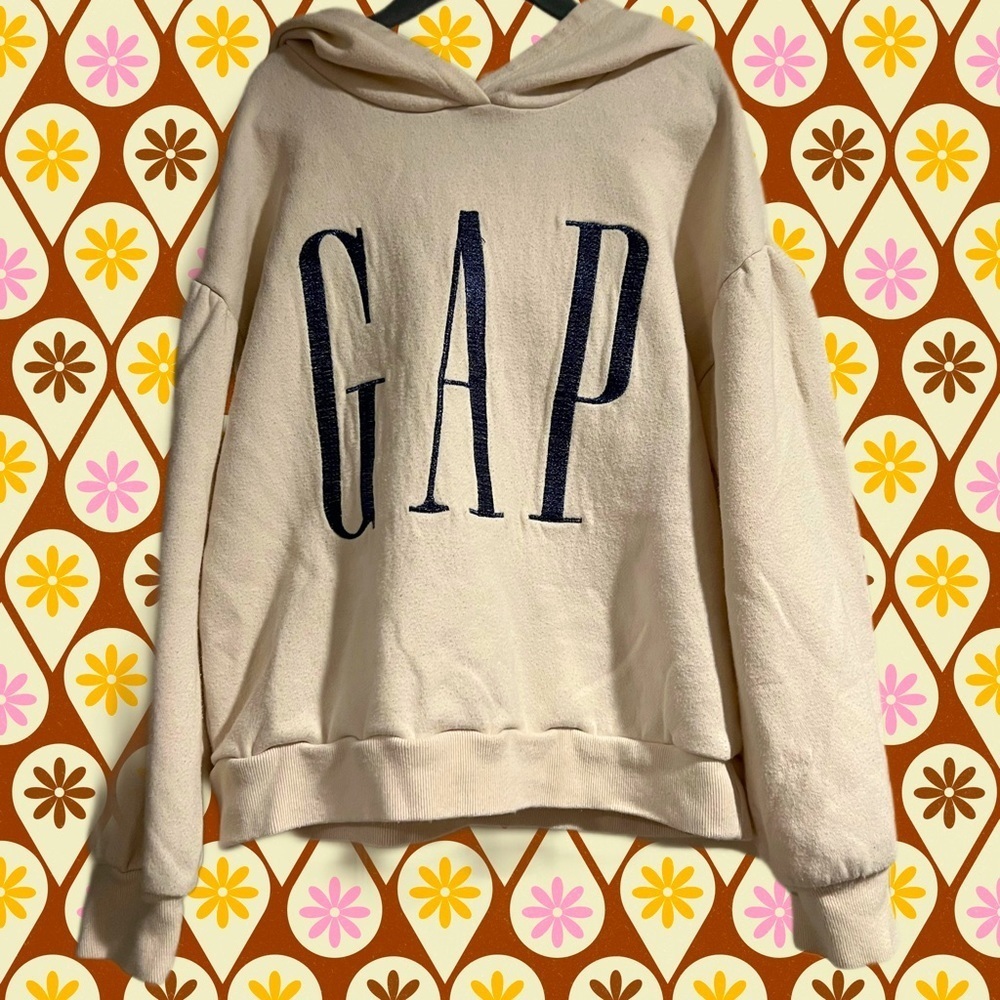 🍄 3 for $20 • gap • ivory hooded sweatshirt with blue logo
